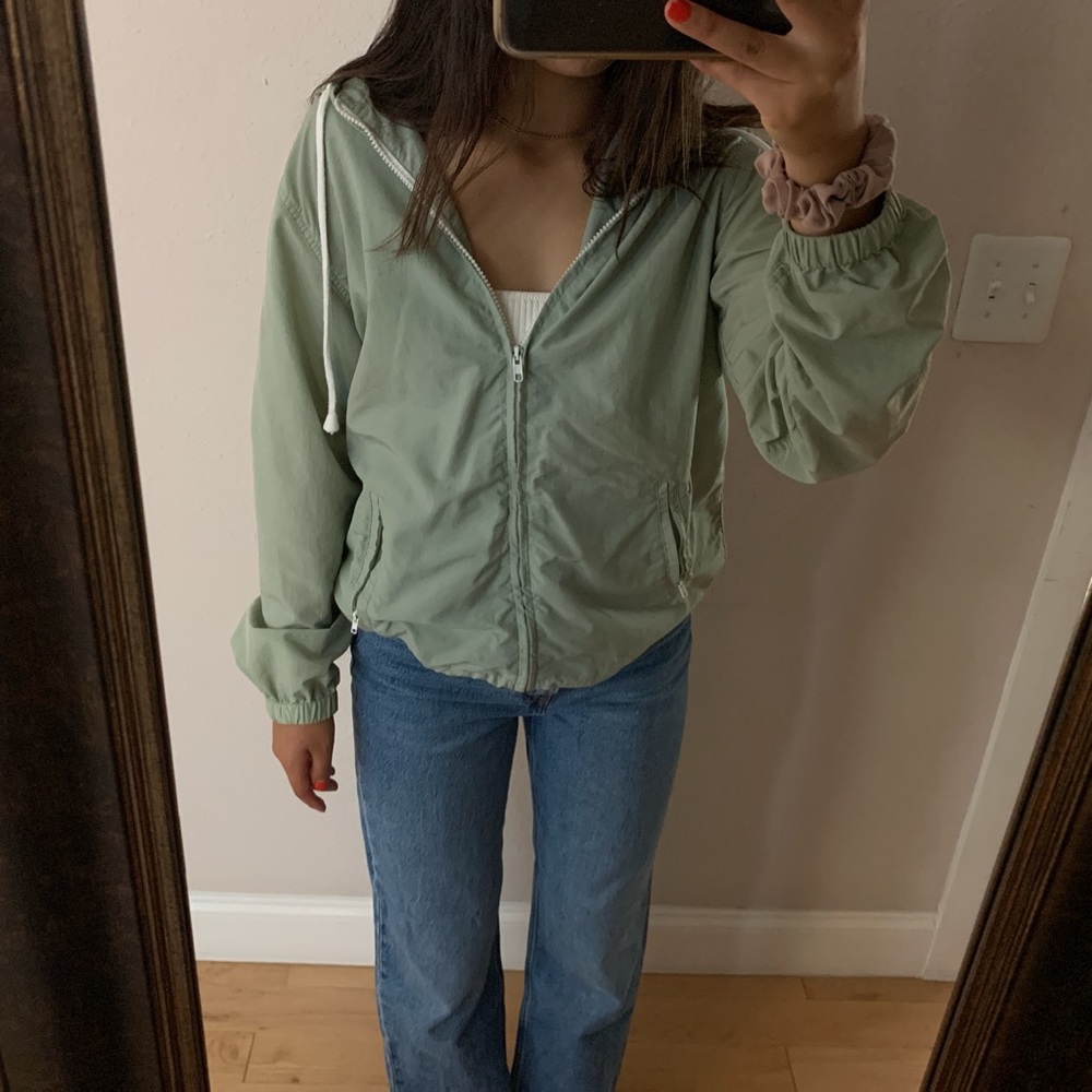 BRANDY MELVILLE JOHN GALT GREEN WINDBREAKER